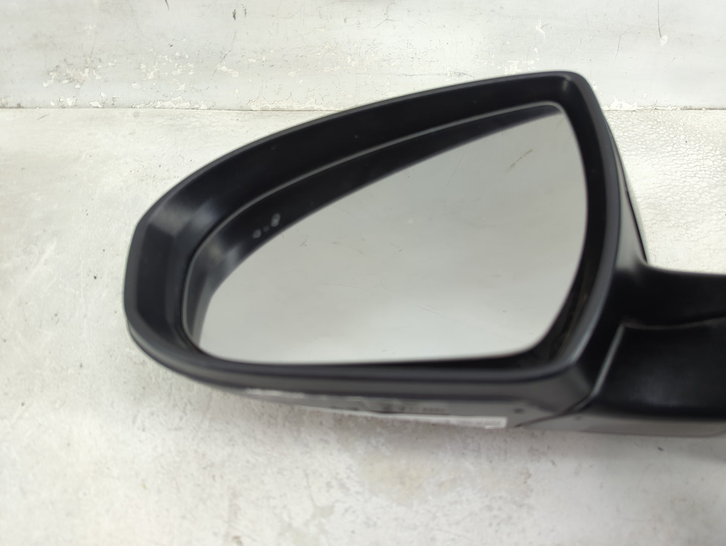 2016-2018 Hyundai Tucson Driver Side View Mirror - Left Door Mirror OEM Used - Oemusedautoparts1.com
