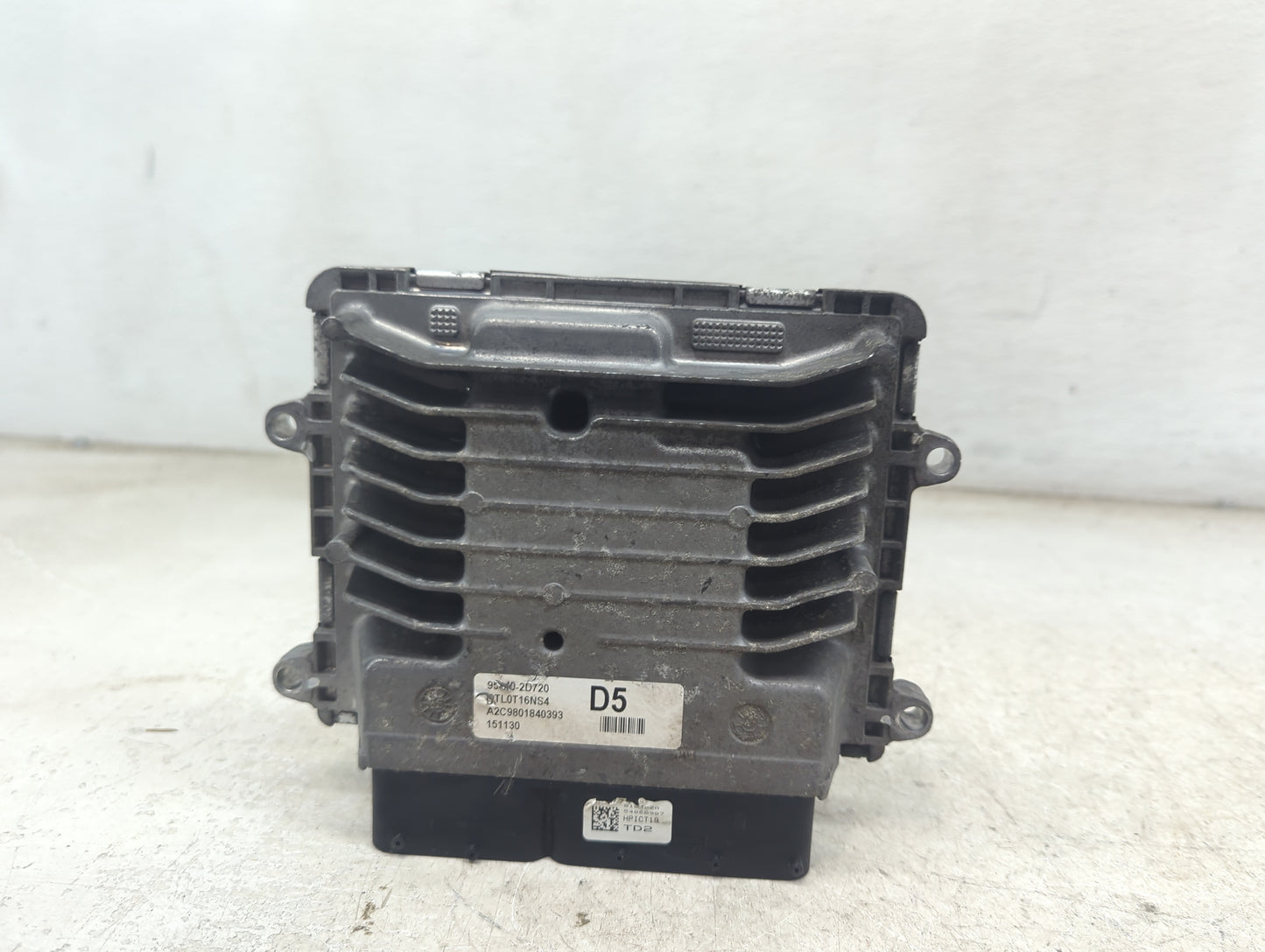 2016-2018 Hyundai Tucson PCM Engine Control Computer ECU ECM PCU OEM P/N:95440-2D720 95441-2D720 Fits Fits 2016 2017 2018 OE