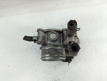 2016-2018 Hyundai Tucson Throttle Body P/N:35100-2B340 Fits Fits 2015 2016 2017 2018 2019 OEM Used Auto Parts