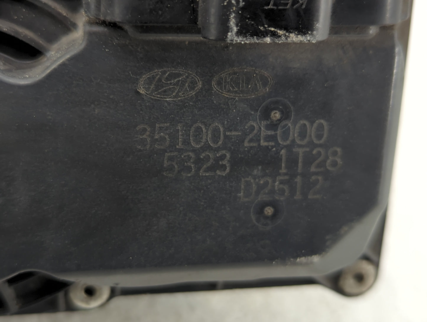 2014-2021 Hyundai Tucson Throttle Body P/N:35100-2E000 35100-2E710 Fits OEM Used Auto Parts - Oemusedautoparts1.com