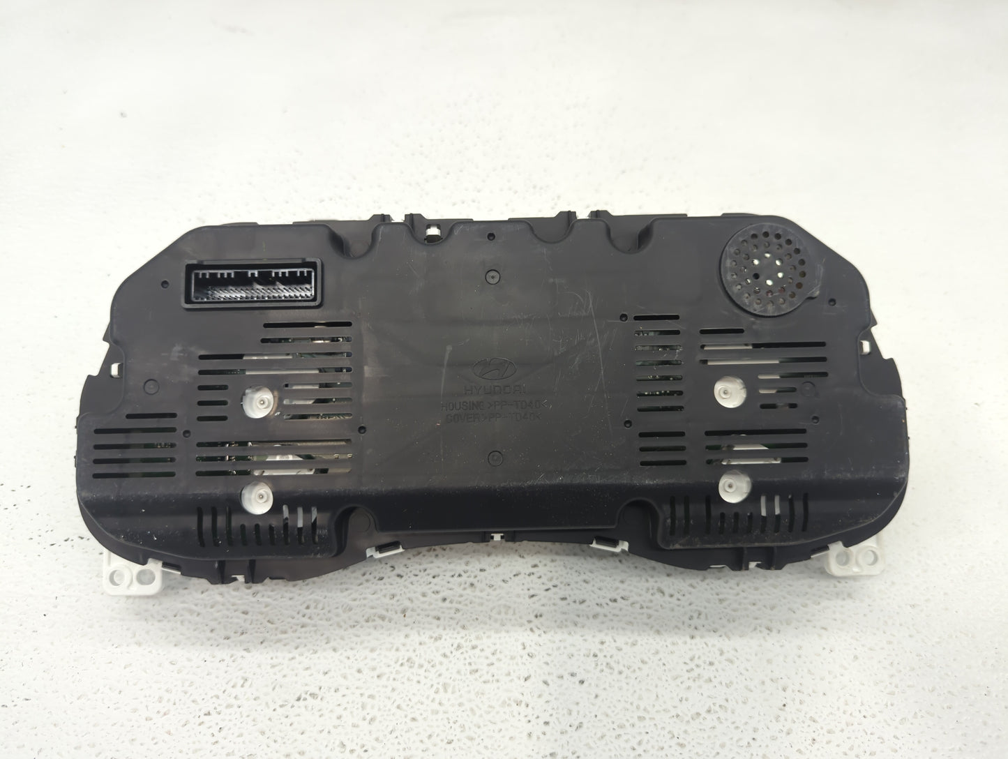 2016-2017 Hyundai Tucson Instrument Cluster Speedometer Gauges P/N:94011-2V331 94001-D3180, 94001-D3181 Fits Fits 2016 2017