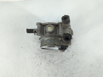 2016-2018 Hyundai Tucson Throttle Body P/N:35100-2B340 Fits Fits 2015 2016 2017 2018 2019 2020 2021 2022 OEM Used Auto Parts