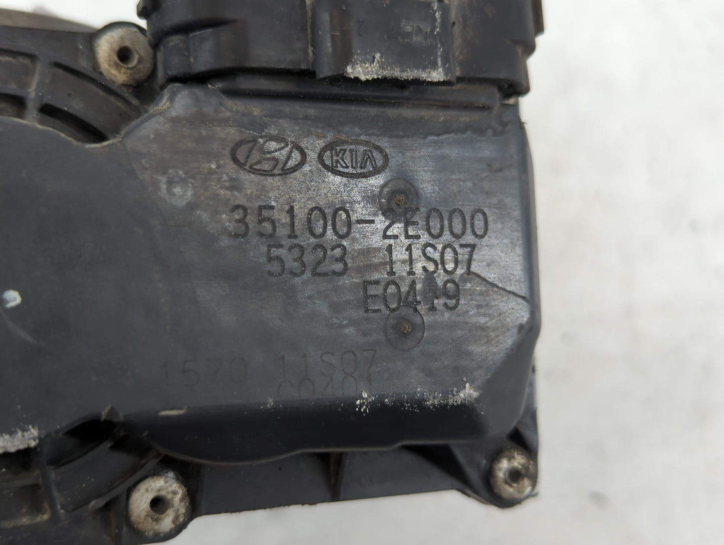2014-2021 Hyundai Tucson Throttle Body P/N:35100-2E000 Fits Fits 2011 2012 2013 2014 2015 2016 2017 2018 2019 2020 2021 OEM