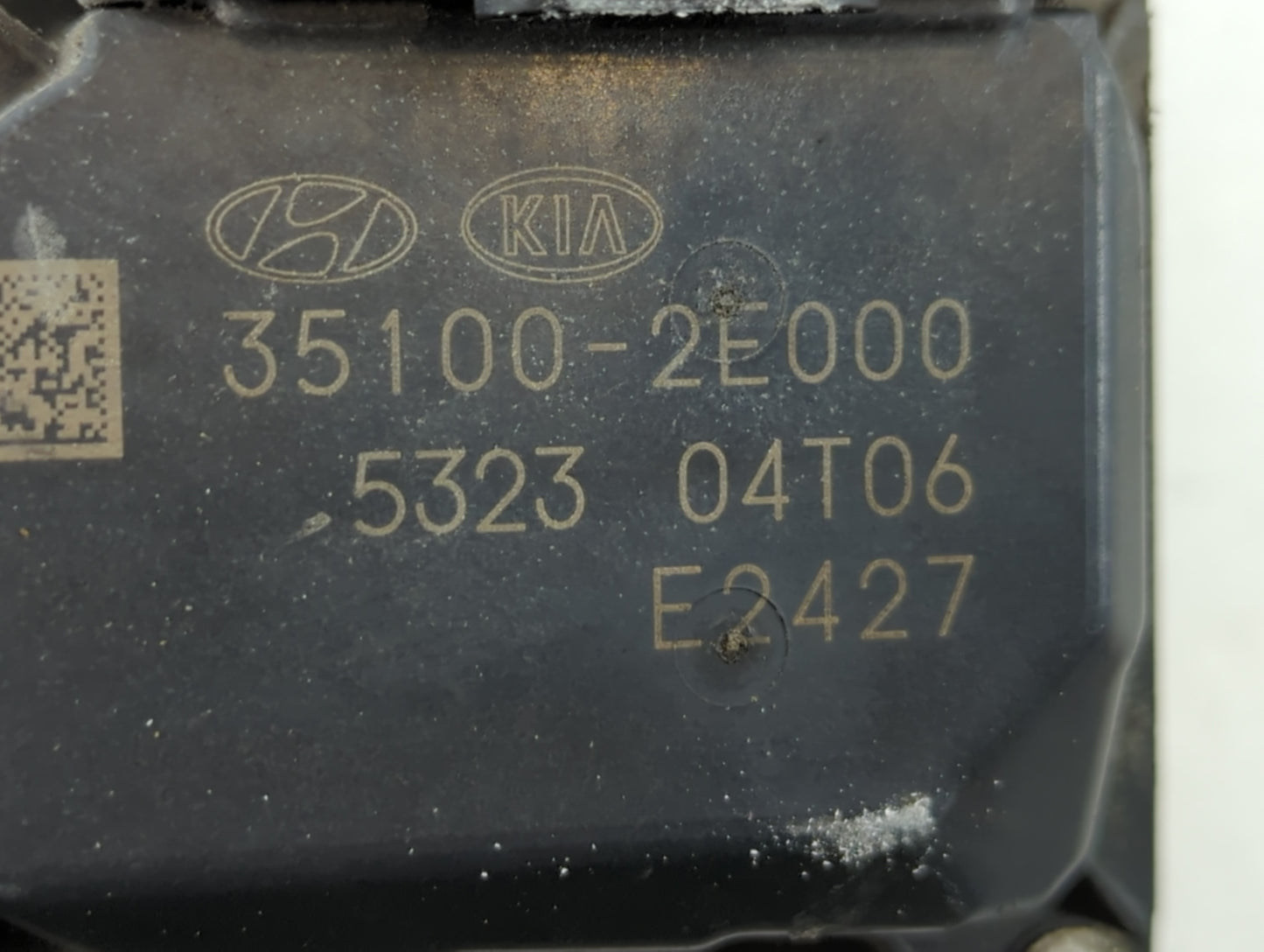 2014-2021 Hyundai Tucson Throttle Body P/N:35100-2E000 Fits Fits 2011 2012 2013 2014 2015 2016 2017 2018 2019 2020 2021 OEM