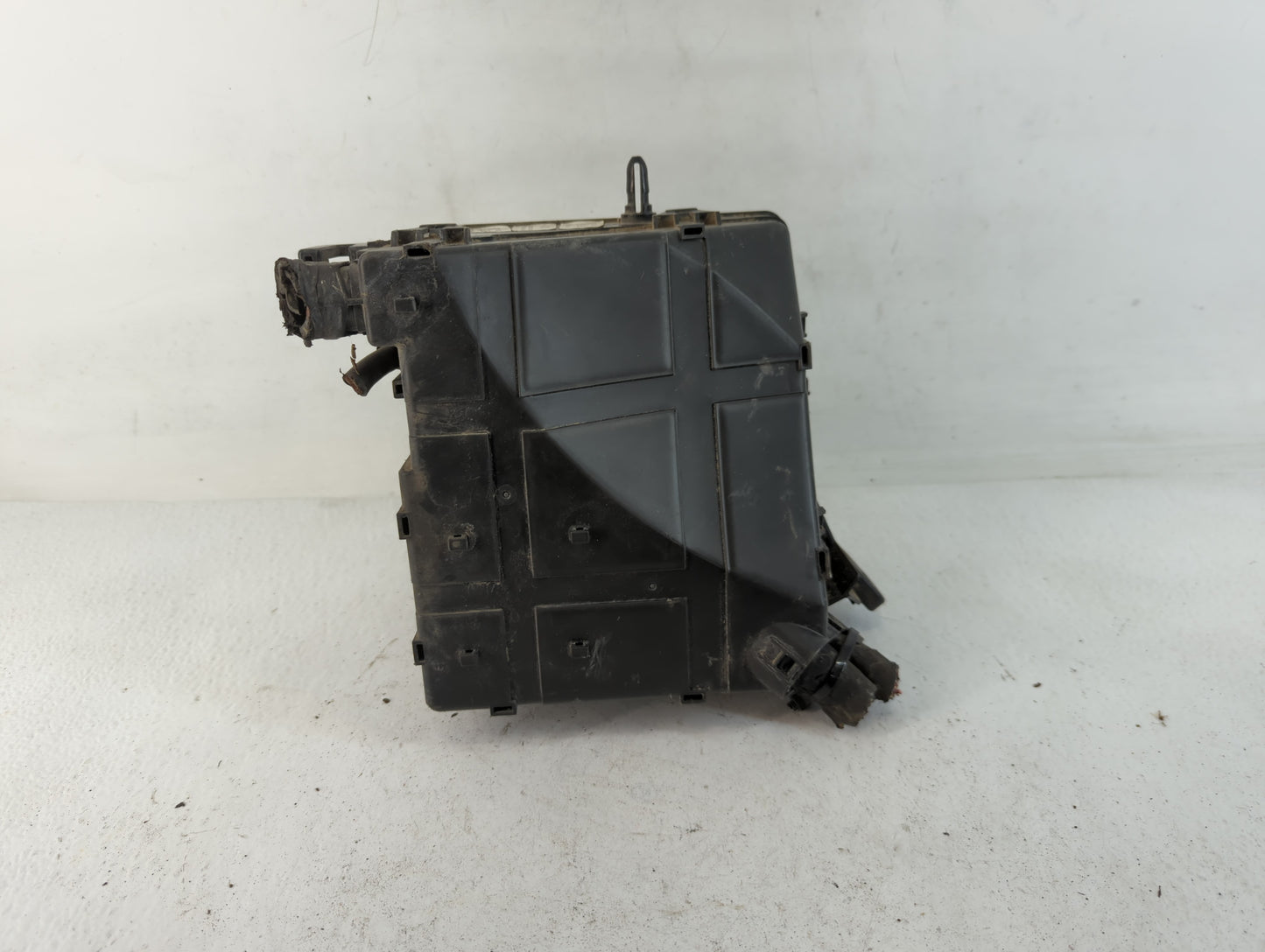 2016-2018 Hyundai Tucson Fusebox Fuse Box Panel Relay Module P/N:N91431-D3171 Fits Fits 2016 2017 2018 OEM Used Auto Parts -