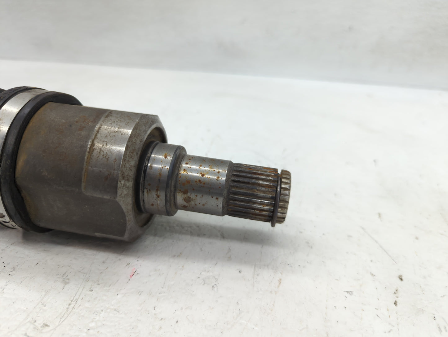 2016-2017 Hyundai Veloster Axle Shaft Front Driver Cv C/v - Oemusedautoparts1.com