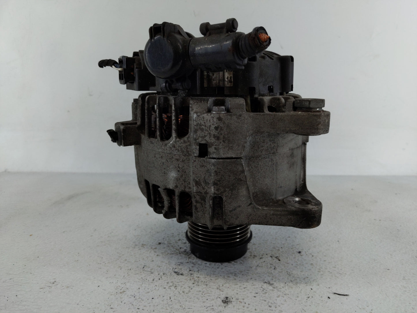 2013-2017 Hyundai Veloster Alternator Replacement Generator Charging Assembly Engine OEM P/N:37300-2B760 Fits OEM Used Auto