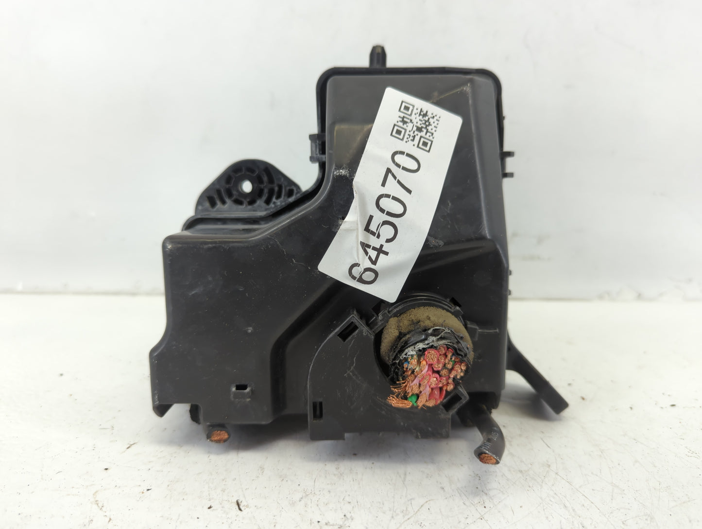 2015-2017 Hyundai Veloster Fusebox Fuse Box Panel Relay Module P/N:N91305-2V137 Fits Fits 2015 2016 2017 OEM Used Auto Parts