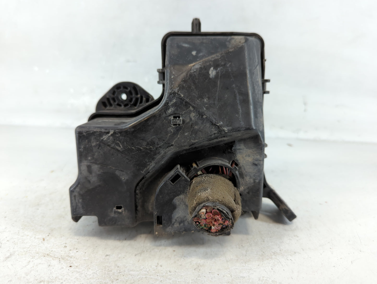 2016-2017 Hyundai Veloster Fusebox Fuse Box Panel Relay Module P/N:91236 2V179 Fits Fits 2016 2017 OEM Used Auto Parts - Oem