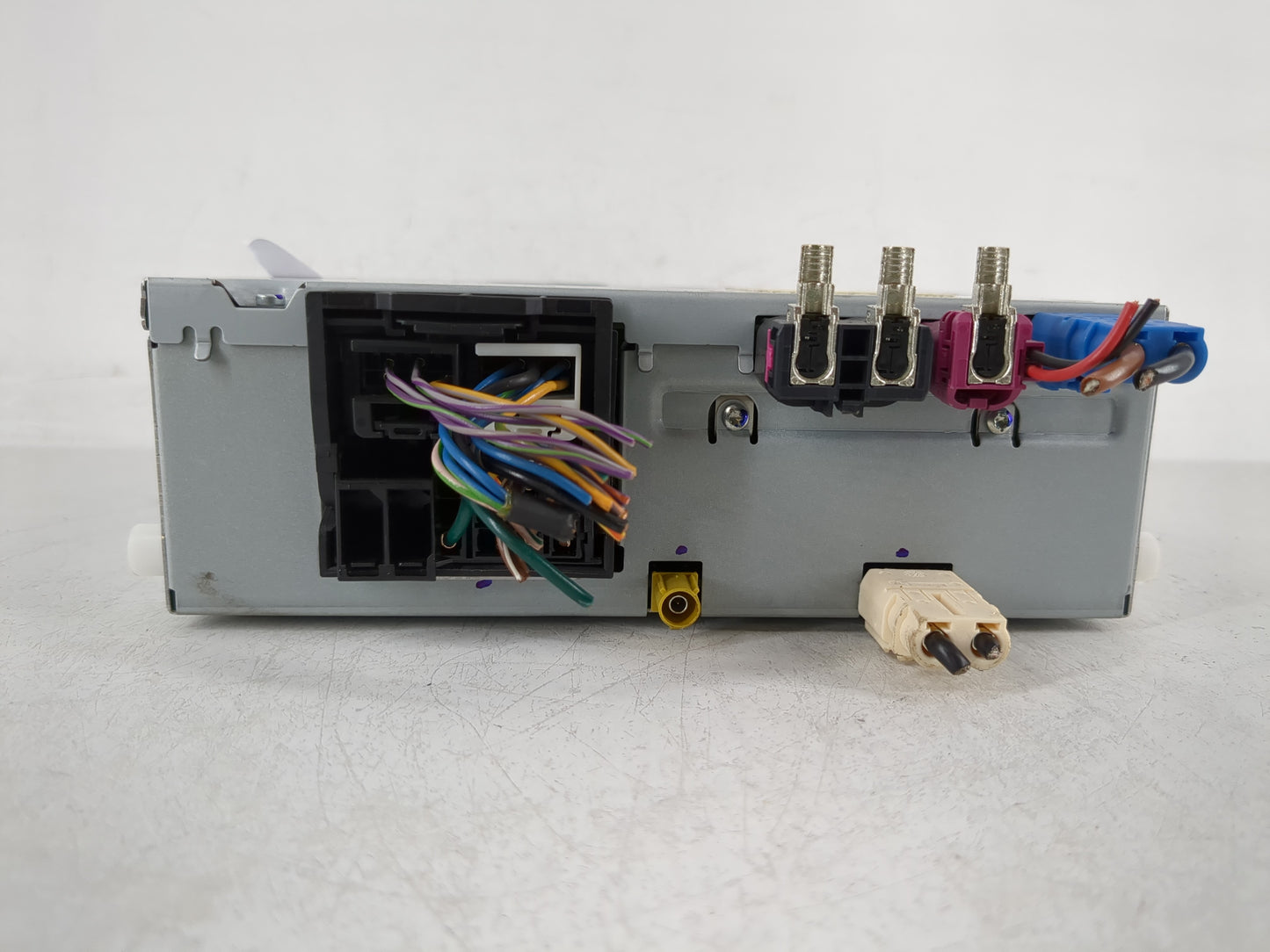 2016-2017 Jaguar Xf Radio AM FM Cd Player Receiver Replacement P/N:GX63-18K812-DG Fits Fits 2016 2017 2018 2019 OEM Used Aut
