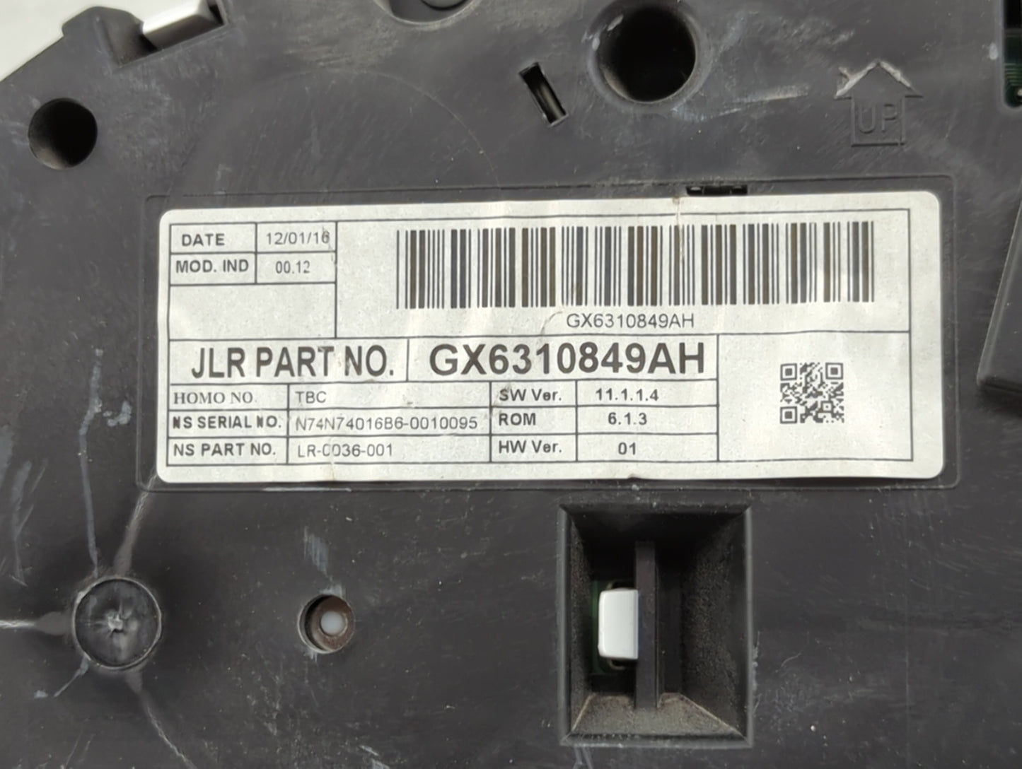 2016-2017 Jaguar Xf Instrument Cluster Speedometer Gauges P/N:GX6310849AH LR-C036-001 Fits Fits 2016 2017 OEM Used Auto Part