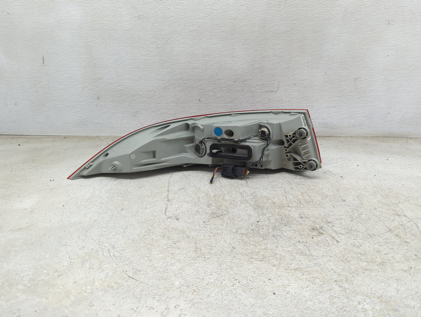 2016-2019 Jaguar Xf Passenger Right Side Deck Lid Mounted Tail Light - Oemusedautoparts1.com