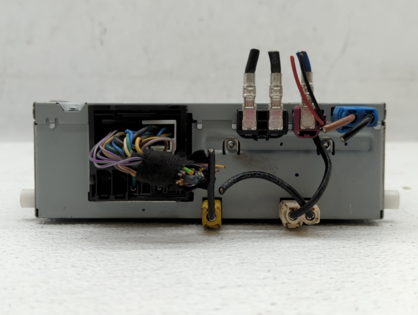 2016-2017 Jaguar Xf Radio AM FM Cd Player Receiver Replacement P/N:GX63-18K812-DG Fits Fits 2016 2017 2018 2019 OEM Used Aut