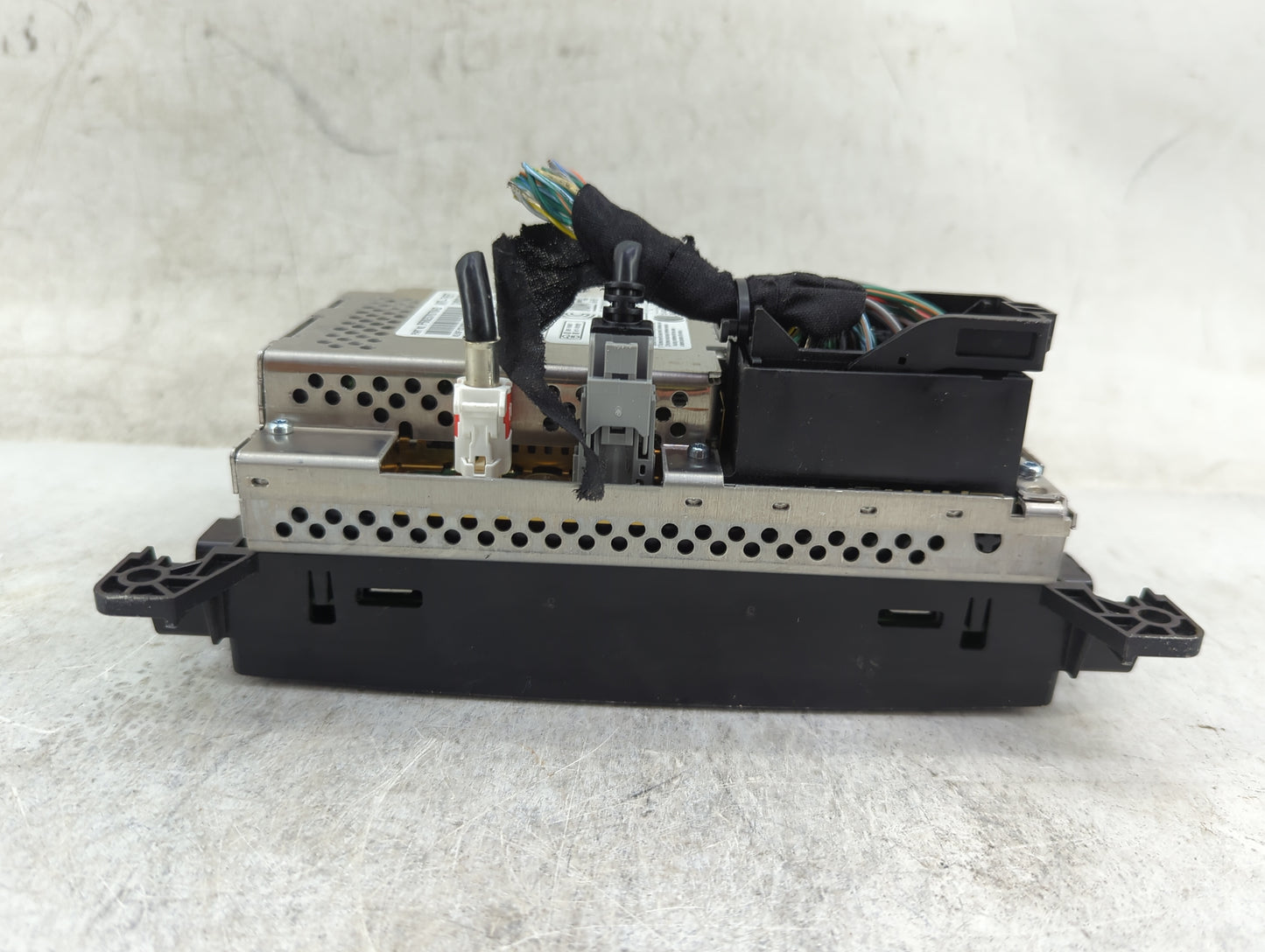 2016 Jeep Cherokee Radio AM FM Cd Player Receiver Replacement Fits OEM Used Auto Parts - Oemusedautoparts1.com