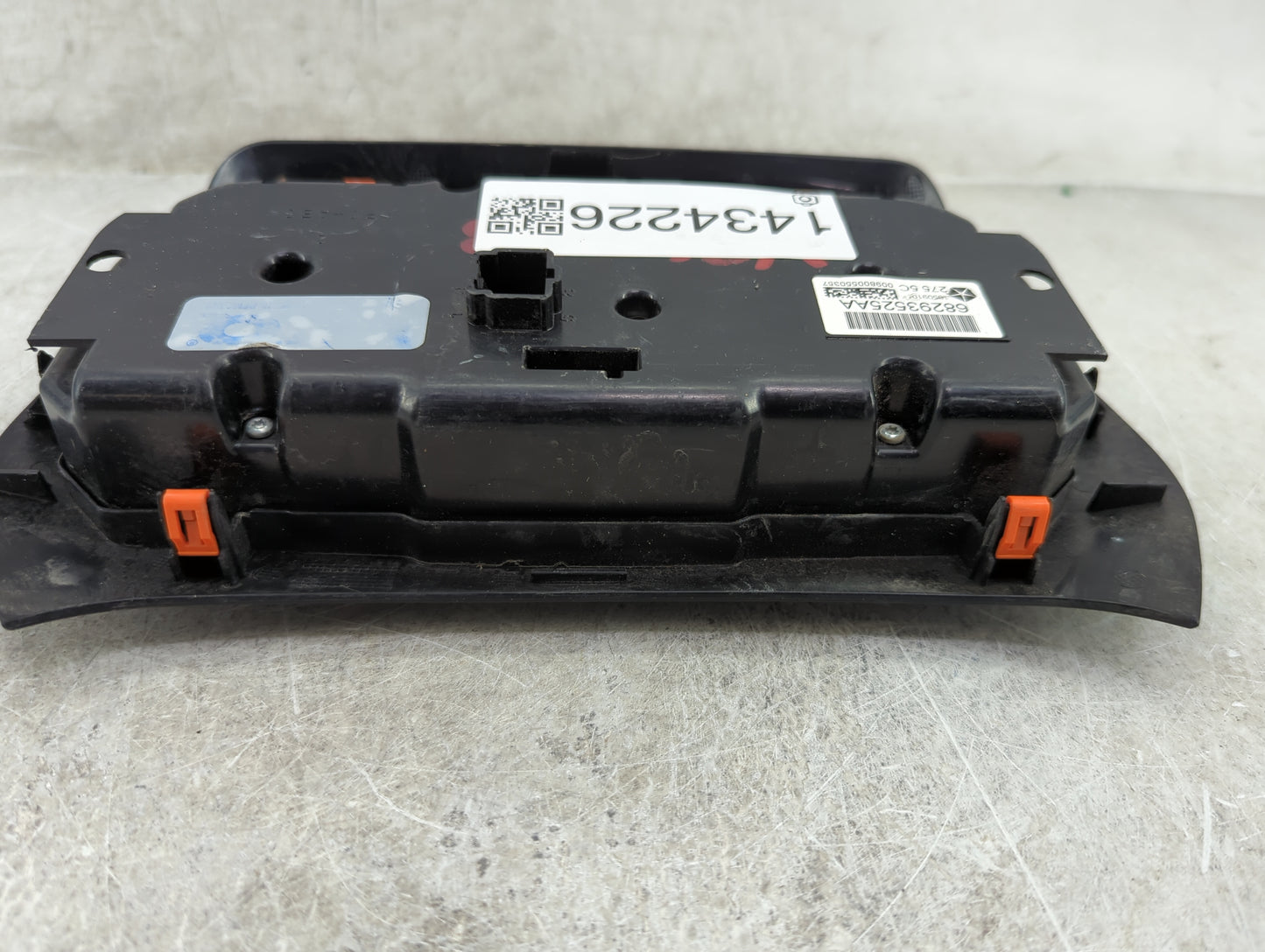 2015-2018 Jeep Cherokee Climate Control Module Temperature AC/Heater Replacement P/N:68293525AA Fits Fits 2015 2016 2017 201