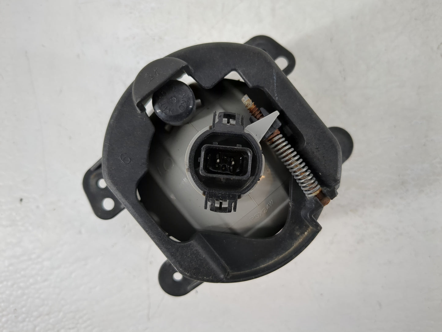 2014-2018 Jeep Cherokee Driver Left Oem Front Light Lamp - Oemusedautoparts1.com