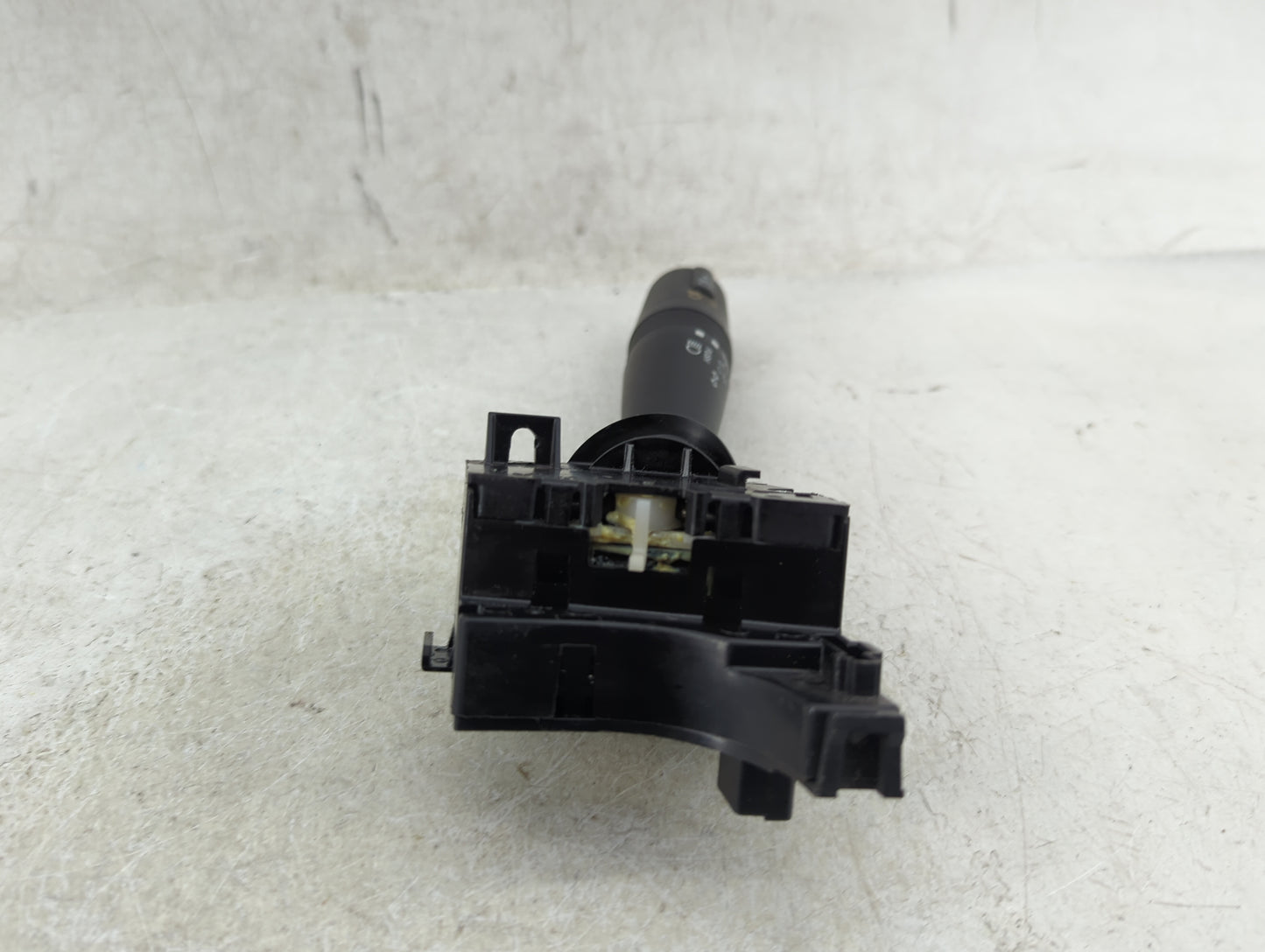 2016 Jeep Compass Headlight Head Light Switch Lamp Control 214866162 - Oemusedautoparts1.com