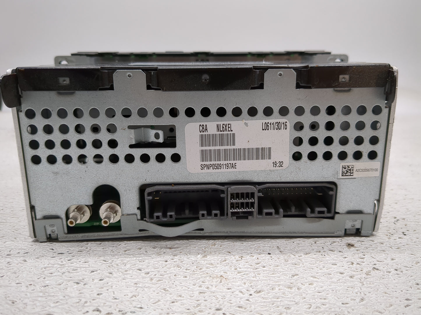 2016 Jeep Compass Radio AM FM Cd Player Receiver Replacement P/N:P05091197AE Fits Fits 2012 2013 2014 2015 2017 OEM Used Aut