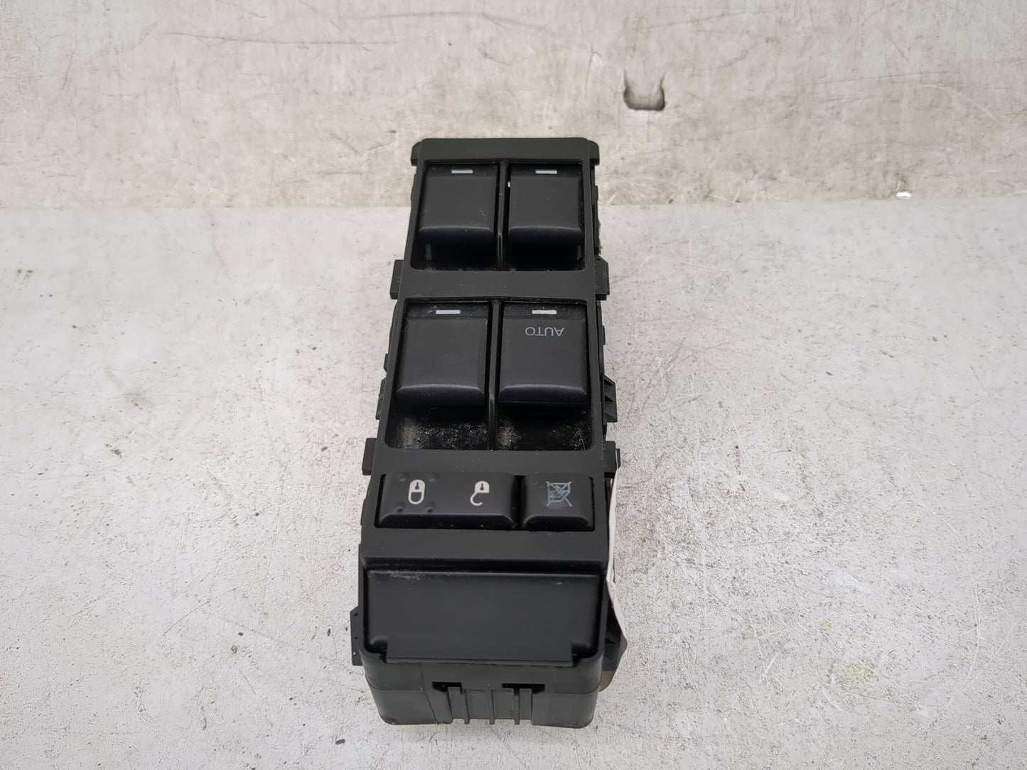 2016 Jeep Compass Master Power Window Switch Replacement Driver Side Left Fits OEM Used Auto Parts - Oemusedautoparts1.com