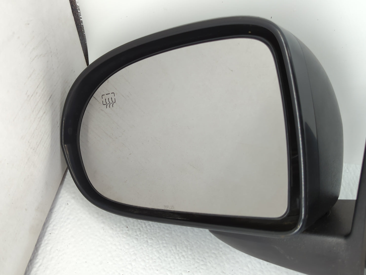 2016 Jeep Compass Driver Side View Mirror - Left Door Mirror OEM Used - Oemusedautoparts1.com