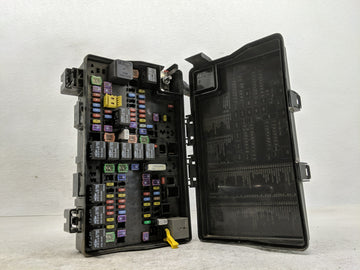 2016 Jeep Grand Cherokee Fusebox Fuse Box Panel Relay Module P/N:P68253443AB A Fits OEM Used Auto Parts