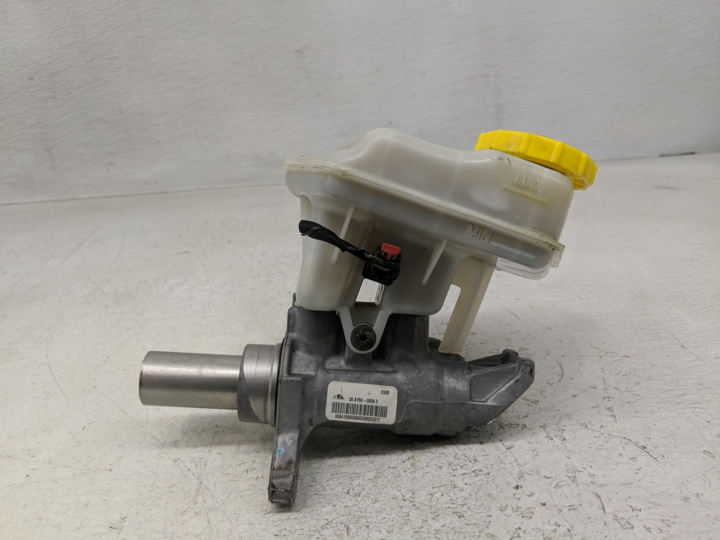 2016-2022 Jeep Grand Cherokee Brake Master Cylinder 1300904 - Oemusedautoparts1.com