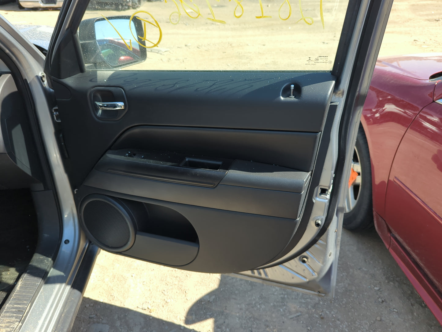 2016 Jeep Patriot Front Right Passenger Interior Door Panel Trim - Oemusedautoparts1.com