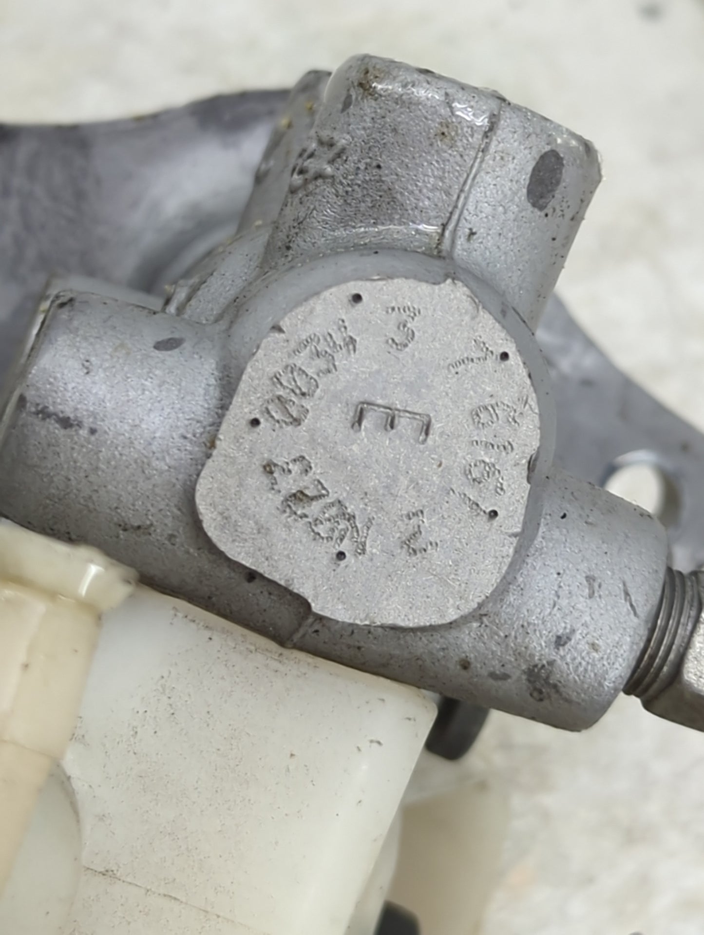 2007-2017 Jeep Patriot Brake Master Cylinder 1496555 - Oemusedautoparts1.com