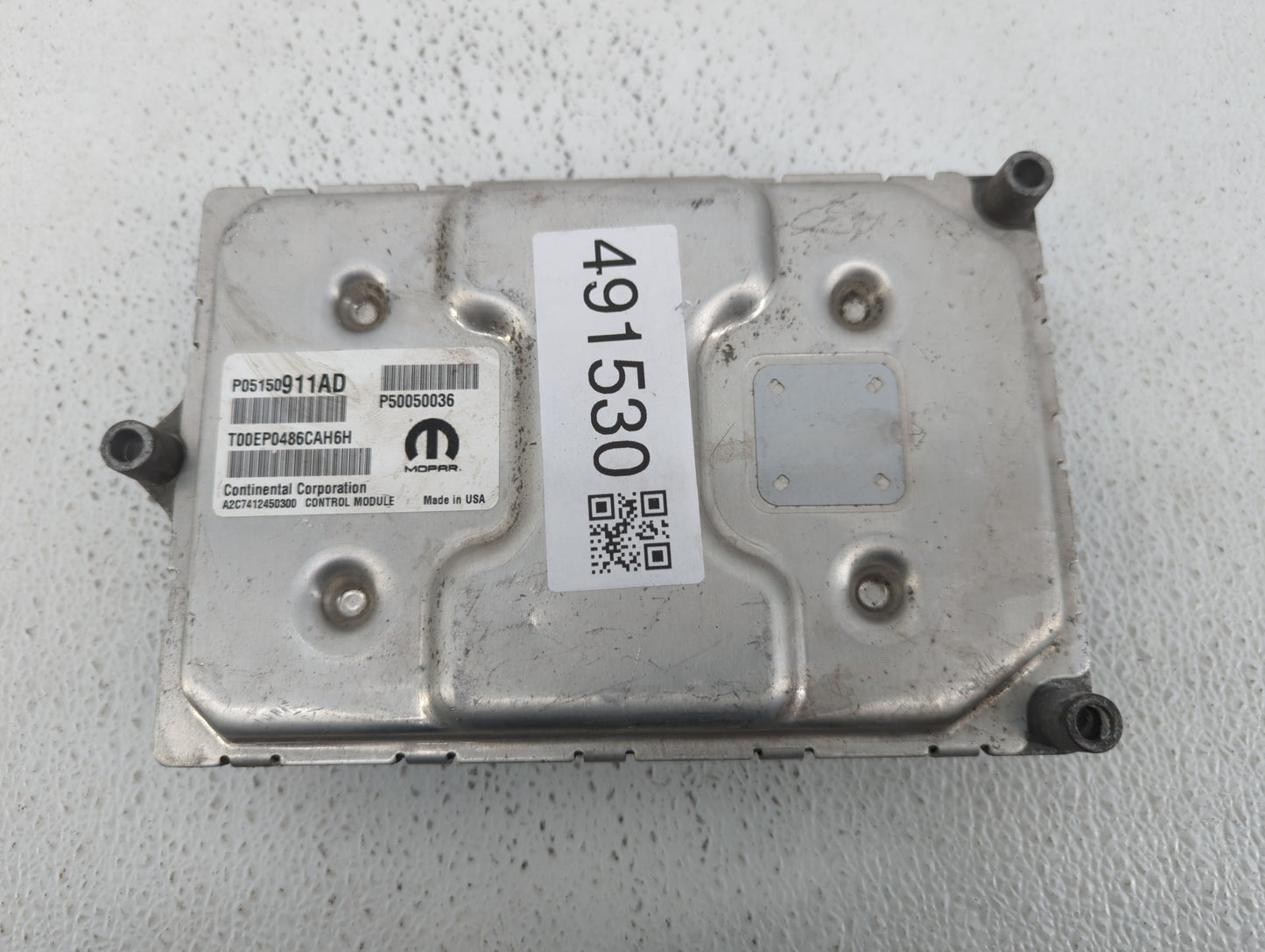 2015-2017 Jeep Renegade PCM Engine Control Computer ECU ECM PCU OEM P/N:P05150911AD P05150911AE Fits Fits 2015 2016 2017 OEM