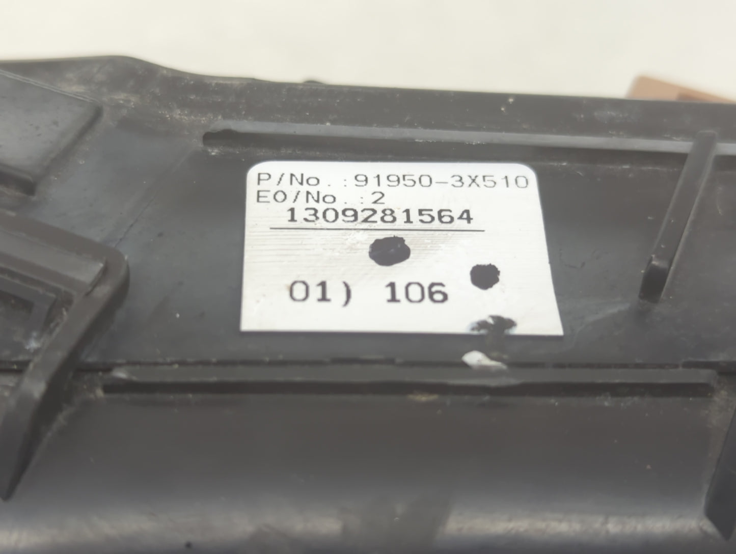 2014-2016 Kia Forte Fusebox Fuse Box Panel Relay Module P/N:919513X100 91950-3X510, 91204-A7632 Fits Fits 2014 2015 2016 OEM
