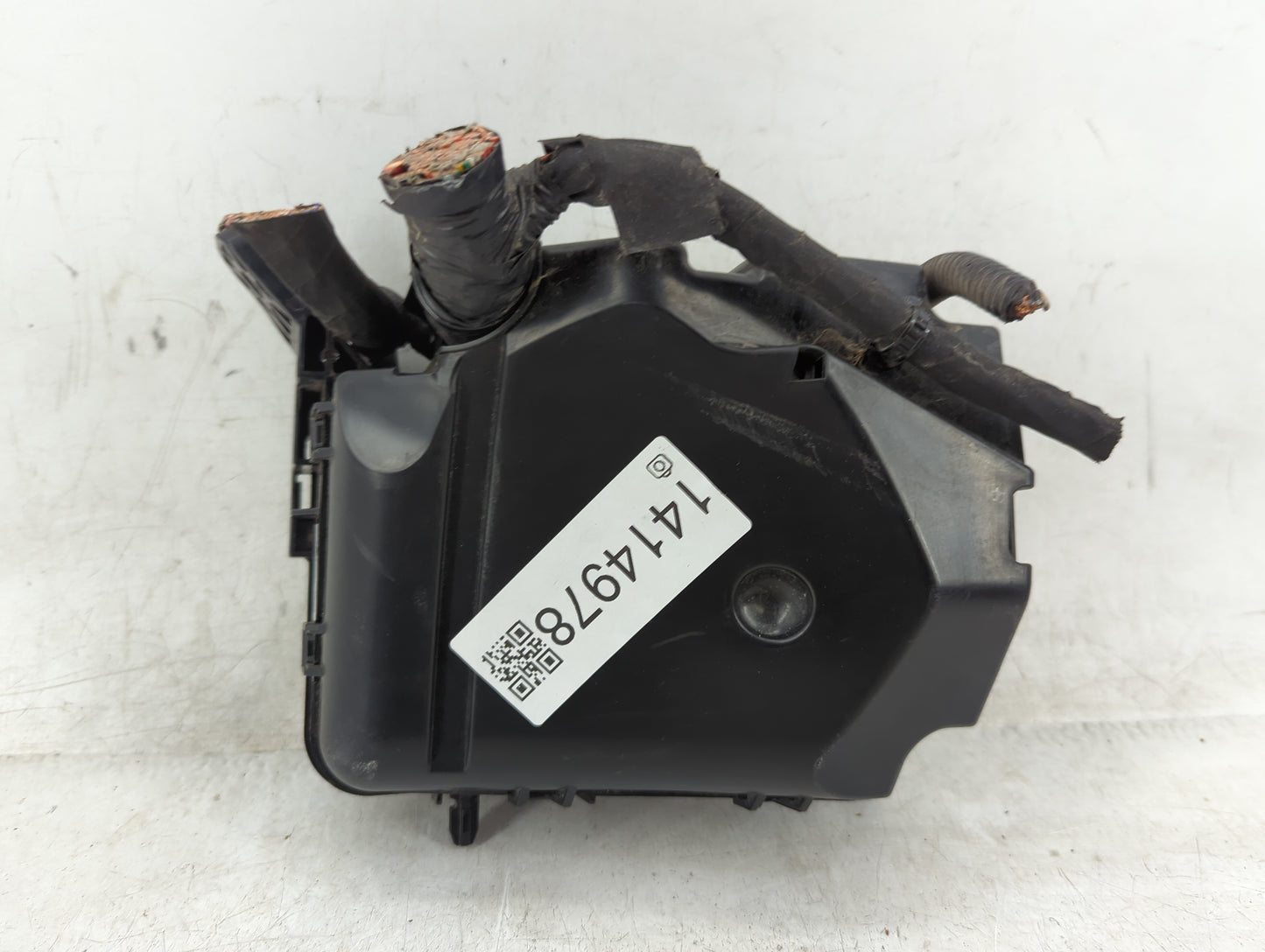 2014-2016 Kia Forte Fusebox Fuse Box Panel Relay Module P/N:91209-A7202 Fits Fits 2014 2015 2016 OEM Used Auto Parts - Oemus