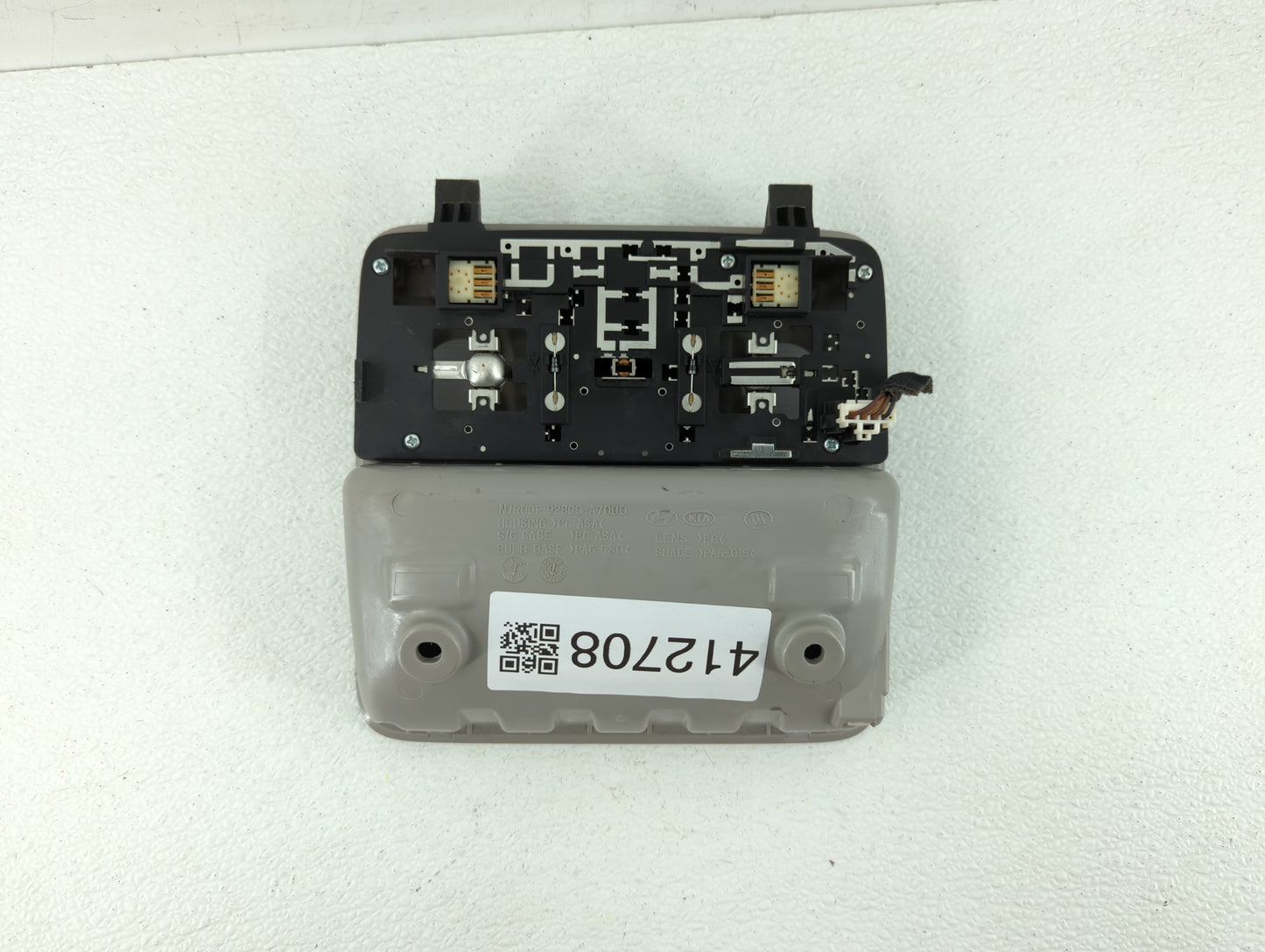 2016 Kia Forte Overhead Roof Console - Oemusedautoparts1.com