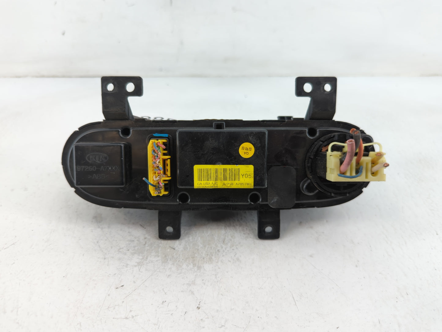 2014-2016 Kia Forte Climate Control Module Temperature AC/Heater Replacement P/N:97250-A7050 Fits Fits 2014 2015 2016 OEM Us