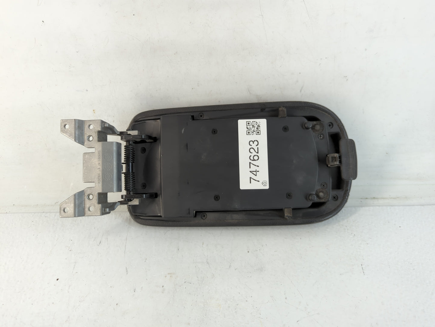 2016 Kia Forte Center Console Armrest Cover Lid Fits OEM Used Auto Parts - Oemusedautoparts1.com