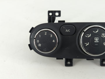 2014-2016 Kia Forte Climate Control Module Temperature AC/Heater Replacement P/N:97250-A7261WK 97250-A7XXX Fits OEM Used Auto Parts