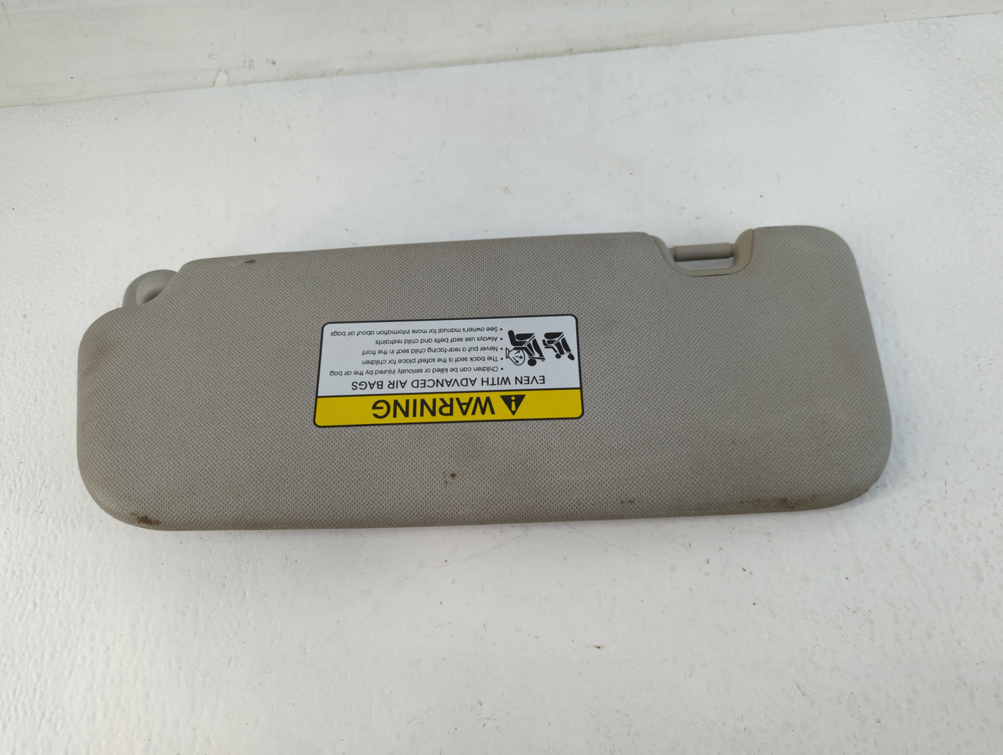 2014-2016 Kia Forte Sun Visor Shade Replacement Passenger Right Mirror Fits Fits 2014 2015 2016 OEM Used Auto Parts - Oemuse