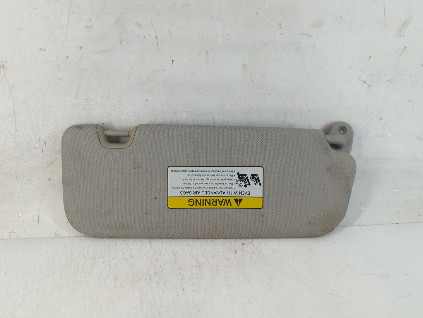 2014-2016 Kia Forte Sun Visor Shade Replacement Passenger Right Mirror Fits Fits 2014 2015 2016 OEM Used Auto Parts - Oemuse
