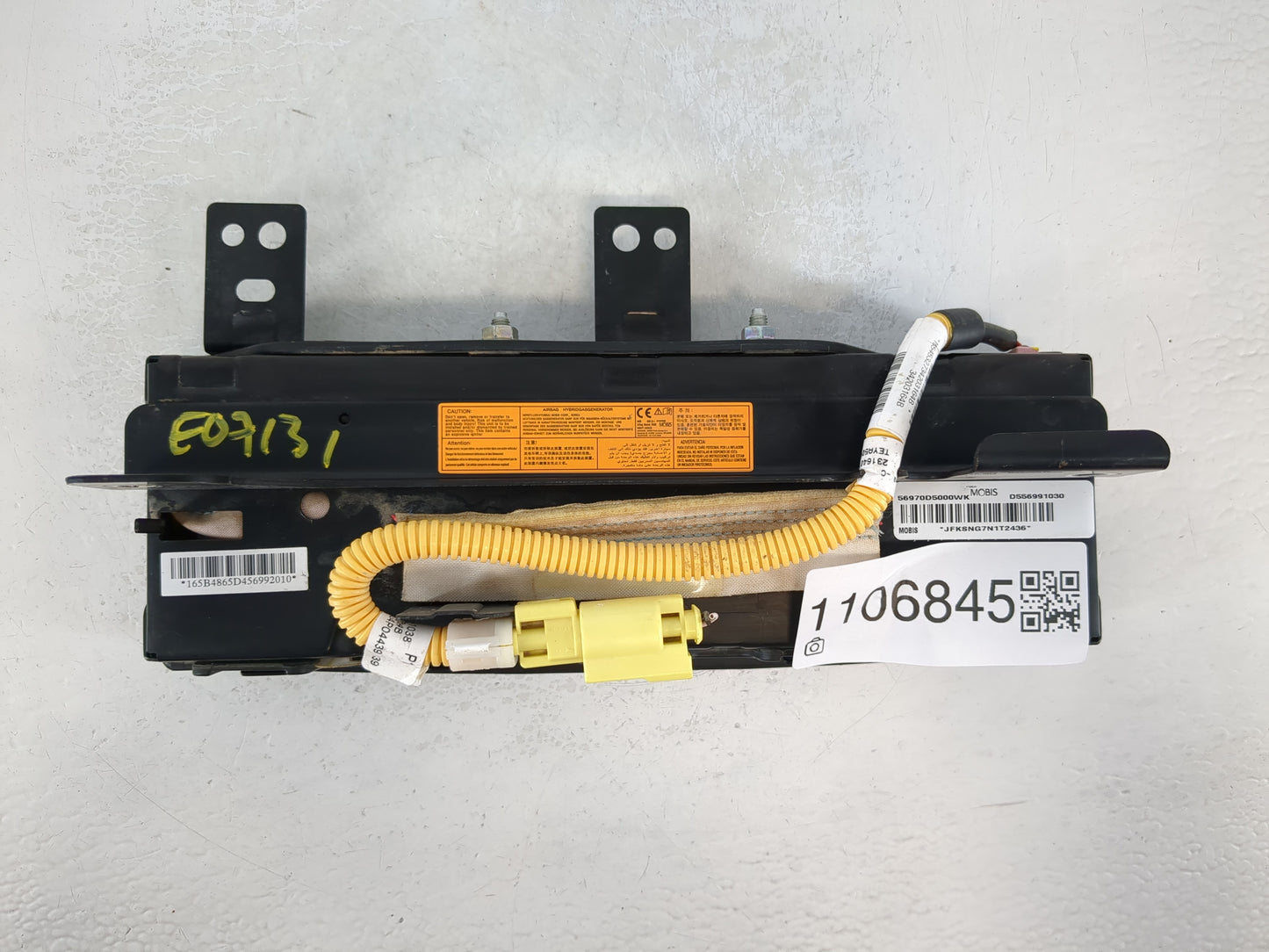 2016-2020 Kia Optima Air Bag Driver Left Steering Wheel Mounted P/N:56970D5000WK Fits Fits 2016 2017 2018 2019 2020 OEM Used