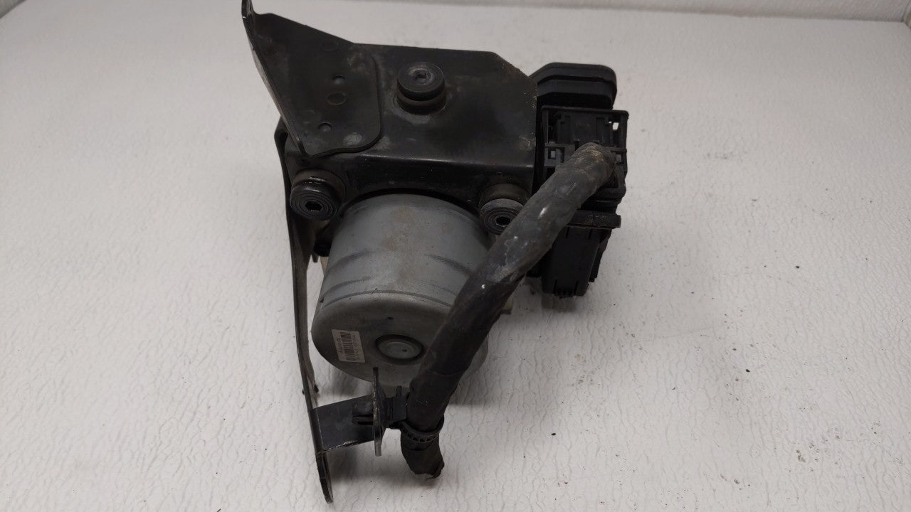 2016-2018 Kia Optima ABS Pump Control Module Replacement P/N:61589-45100 58900-D5010, 58900-D5060 Fits Fits 2016 2017 2018 O