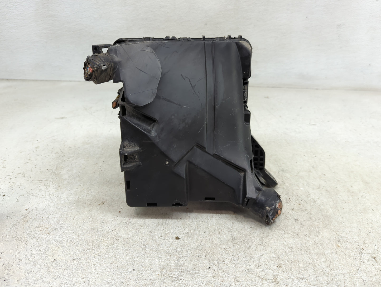 2016-2019 Kia Optima Fusebox Fuse Box Panel Relay Module Fits Fits 2016 2017 2018 2019 OEM Used Auto Parts - Oemusedautopart
