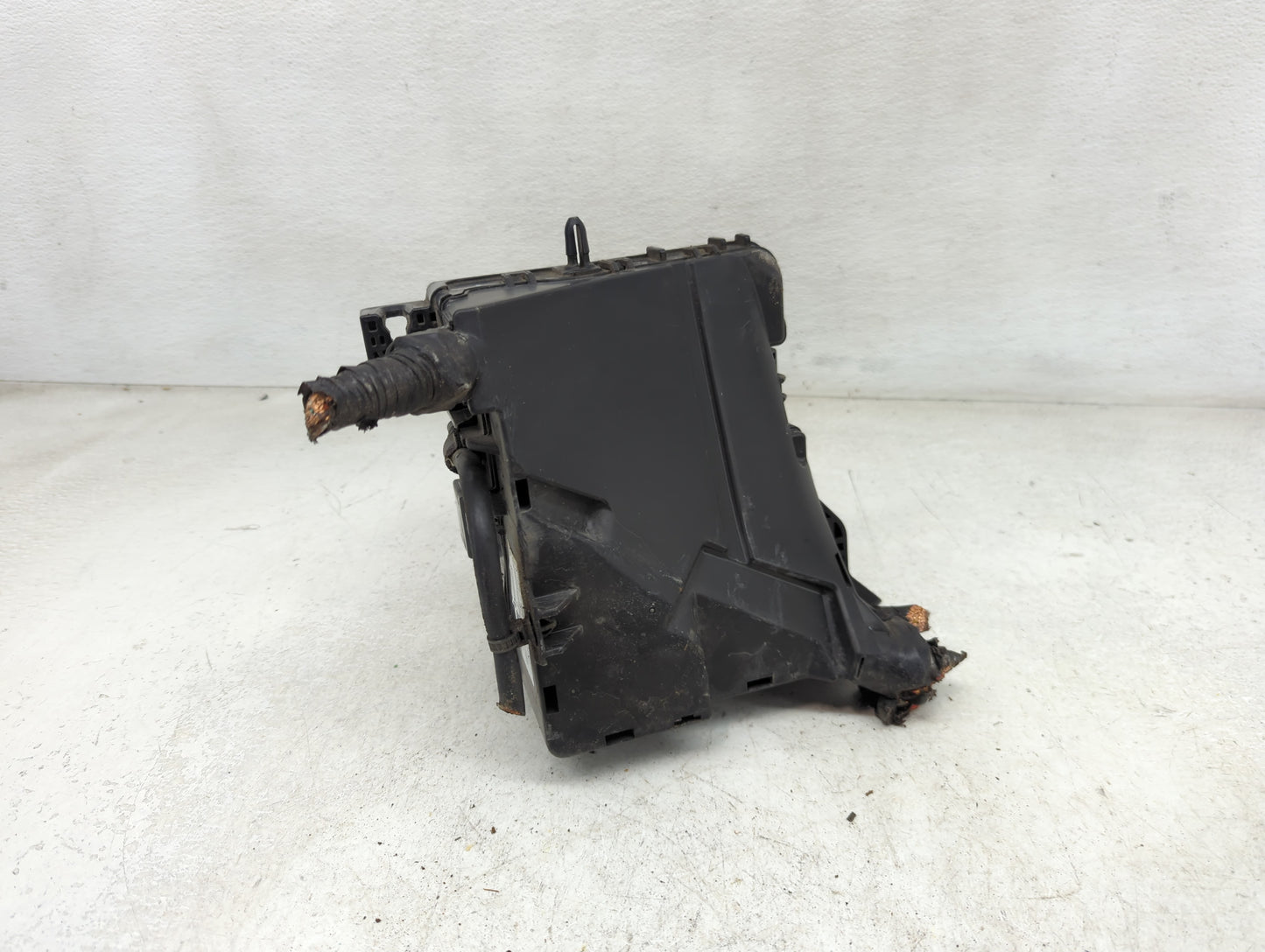 2016-2019 Kia Optima Fusebox Fuse Box Panel Relay Module P/N:91950-D5822 Fits Fits 2016 2017 2018 2019 OEM Used Auto Parts -