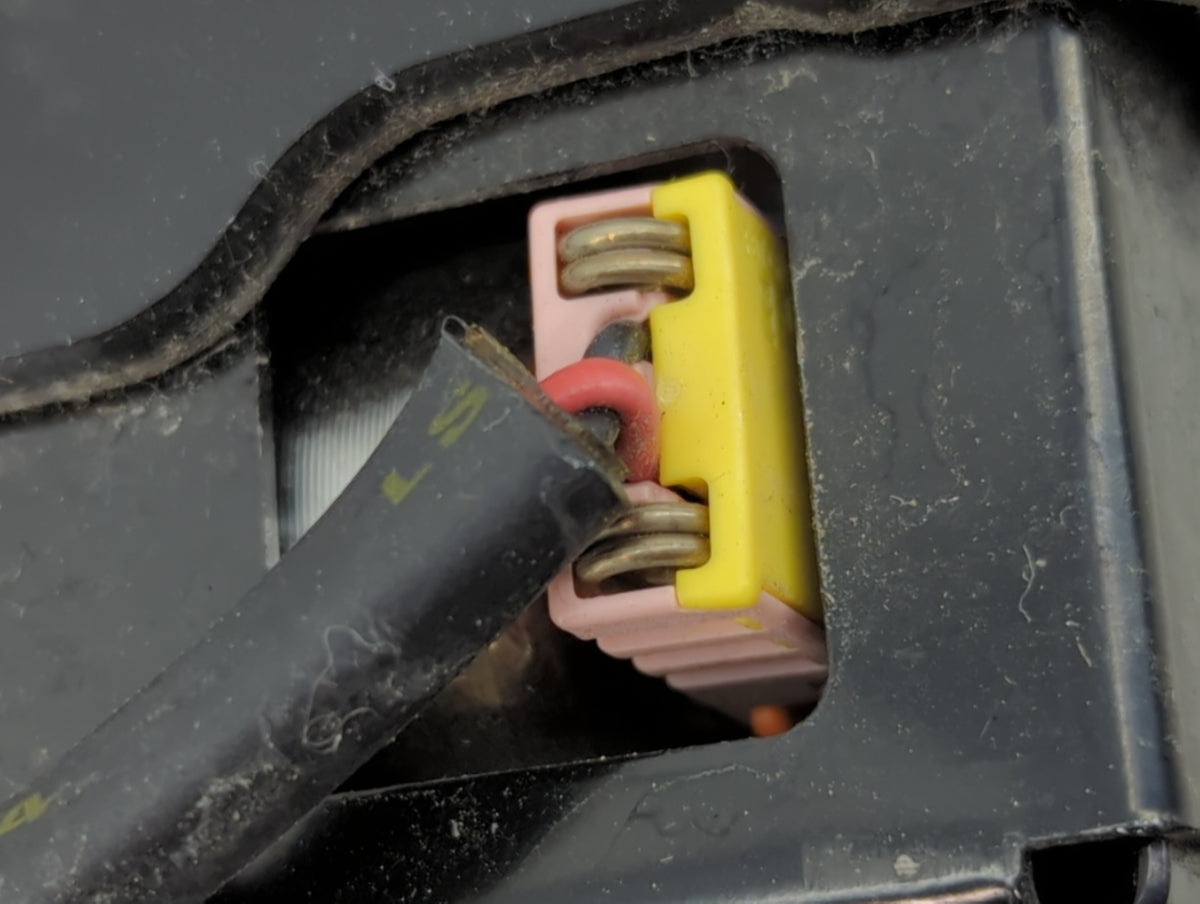 2016 Kia Optima Air Bag Passenger Right Dashboard OEM P/N:56970D5000WK Fits OEM Used Auto Parts - Oemusedautoparts1.com