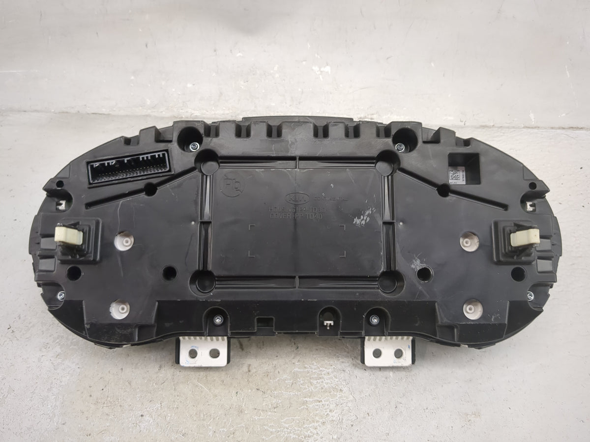 2016-2018 Kia Optima Instrument Cluster Speedometer Gauges P/N:94001-D5000 Miles:74K Fits Fits 2016 2017 2018 OEM Used Auto