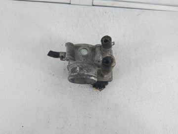 2016-2019 Kia Optima Throttle Body P/N:35100-2B340 Fits Fits 2015 2016 2017 2018 2019 OEM Used Auto Parts