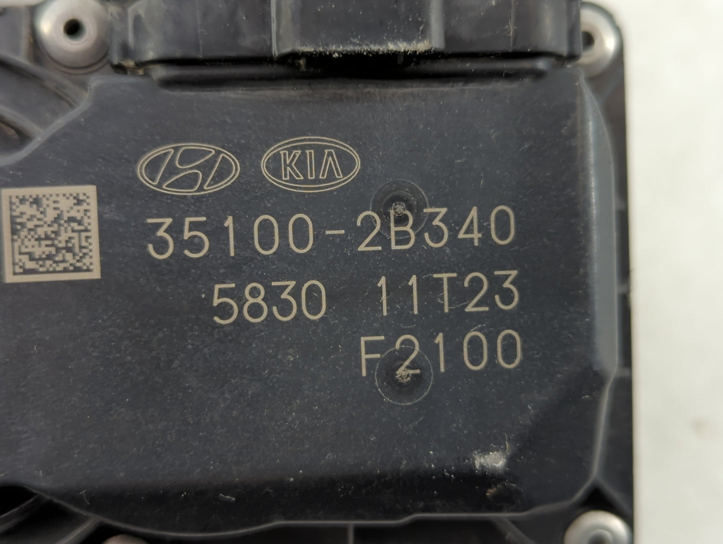 2016-2020 Kia Optima Throttle Body P/N:35100-2B340 Fits Fits 2015 2016 2017 2018 2019 2020 2021 2022 OEM Used Auto Parts - O