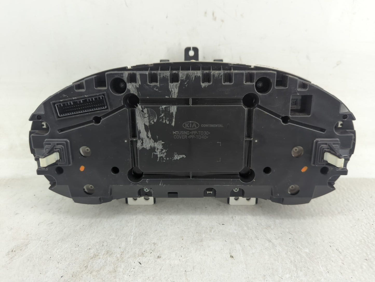 2016-2018 Kia Optima Instrument Cluster Speedometer Gauges P/N:94001-D5000 Miles:108K Fits Fits 2016 2017 2018 OEM Used Auto