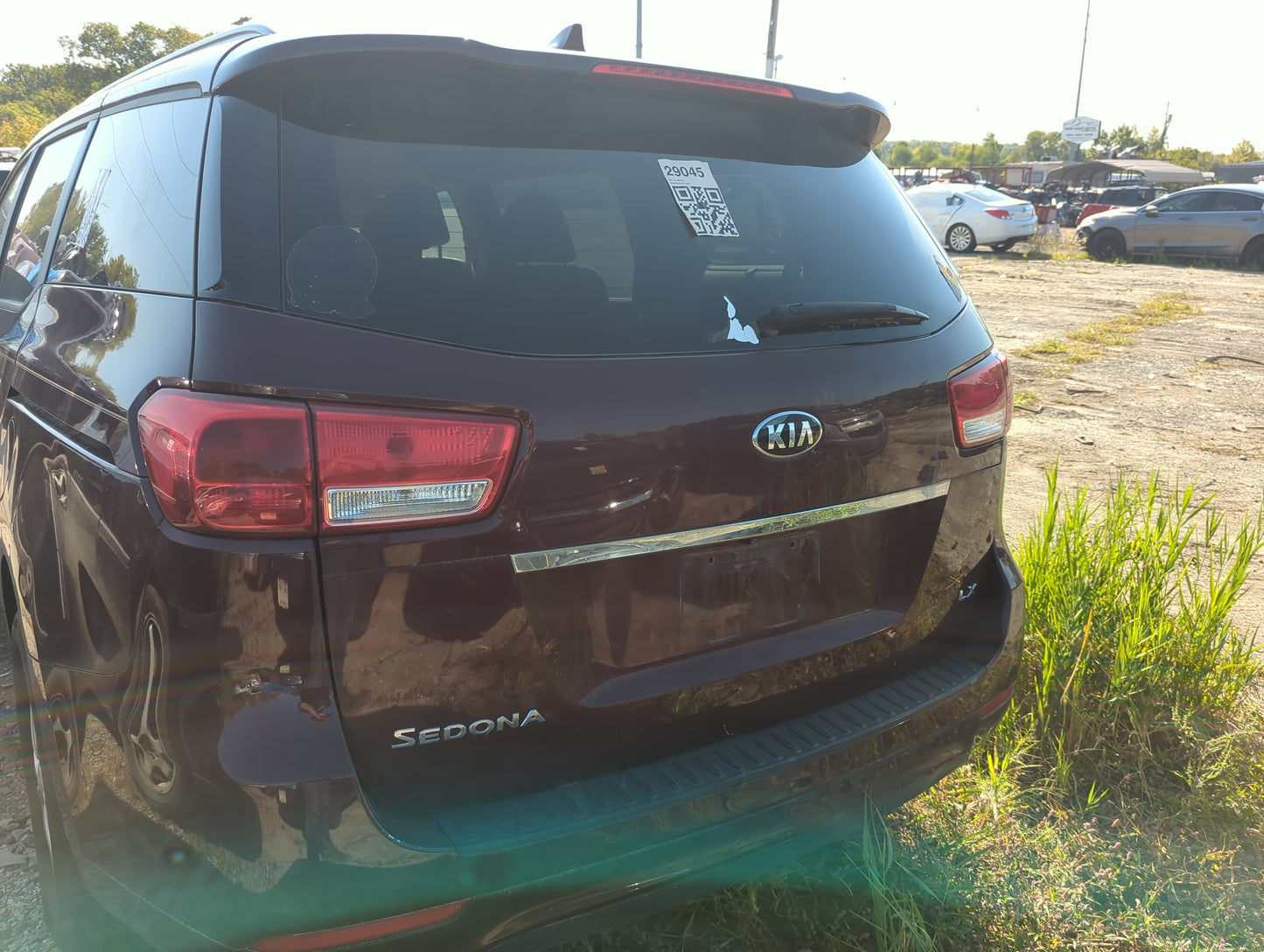 2015-2018 Kia Sedona Trunk/decklid/hatch/tailgate Oem - Oemusedautoparts1.com