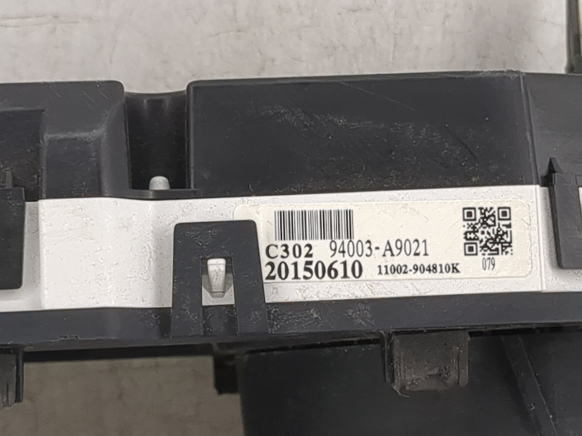 2015-2016 Kia Sedona Instrument Cluster Speedometer Gauges P/N:94003-A9021 Miles:190K Fits Fits 2015 2016 OEM Used Auto Part