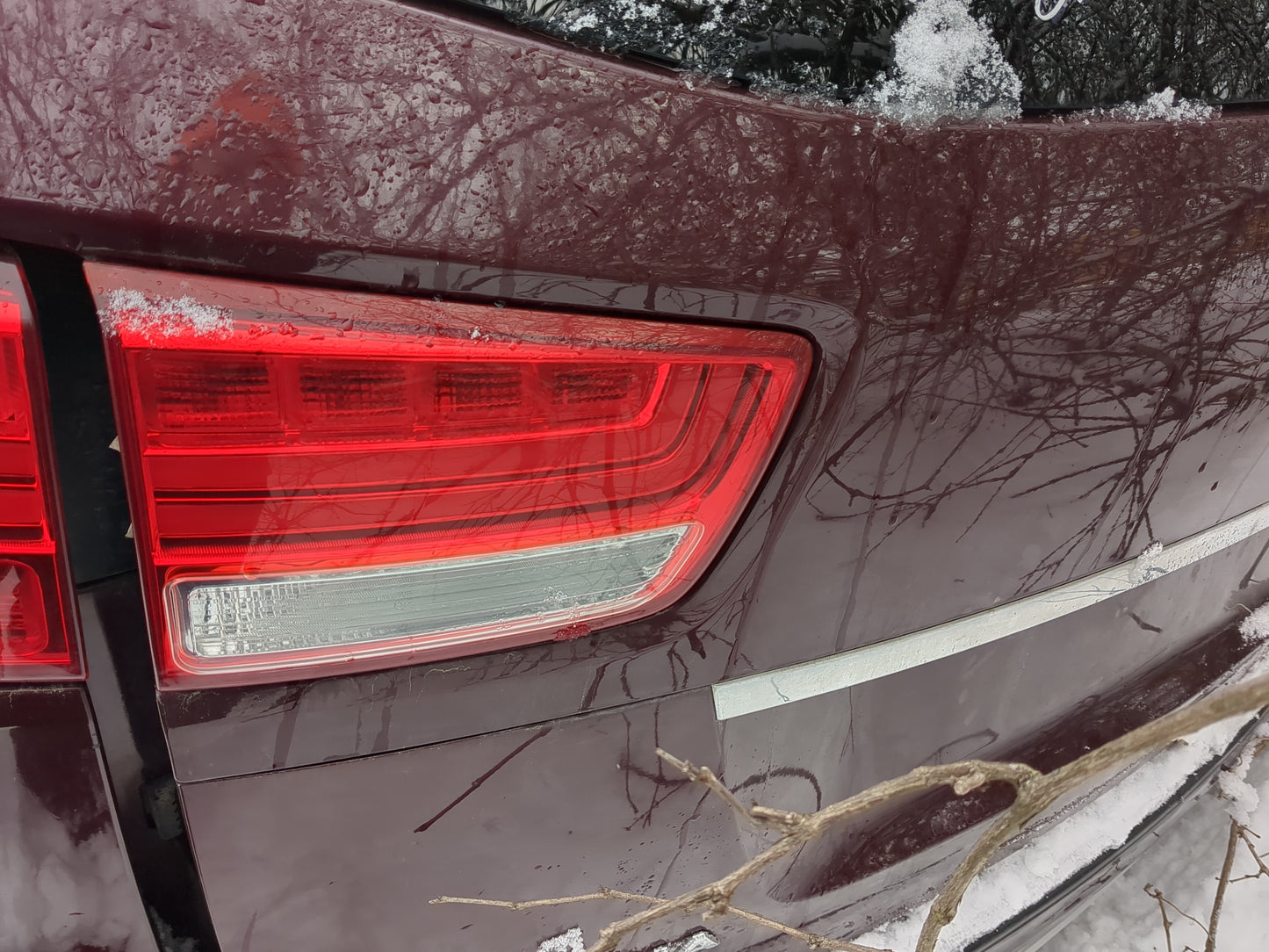 2016 Kia Sedona Driver Left Side Tail Light Taillight Deck Lid Mounted - Oemusedautoparts1.com