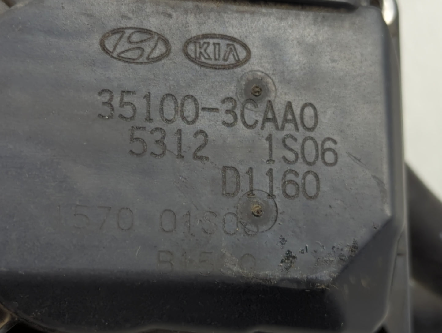 2015-2018 Kia Sedona Throttle Body P/N:35100-3CAA0 Fits Fits 2012 2013 2014 2015 2016 2017 2018 OEM Used Auto Parts - Oemuse